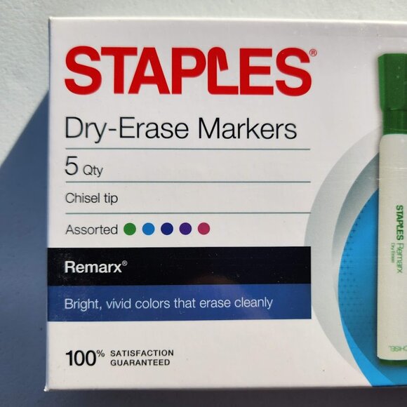 NEW Staples Dry Erase Markers 15 Count Chisel Tip Assorted Colors School Classro - Picture 2 of 10